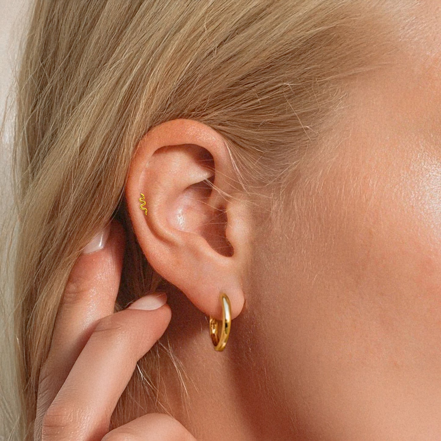 Tiny Snake Internally Threaded Stud