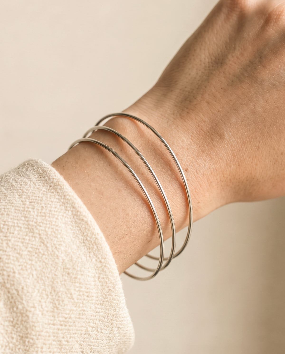 Dainty Stacking Wire Bangle