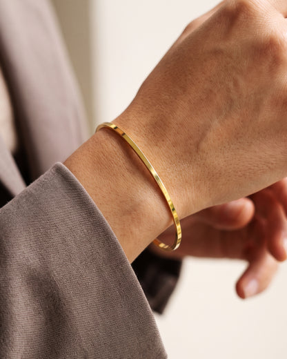 The Flat Edge Square Bangle