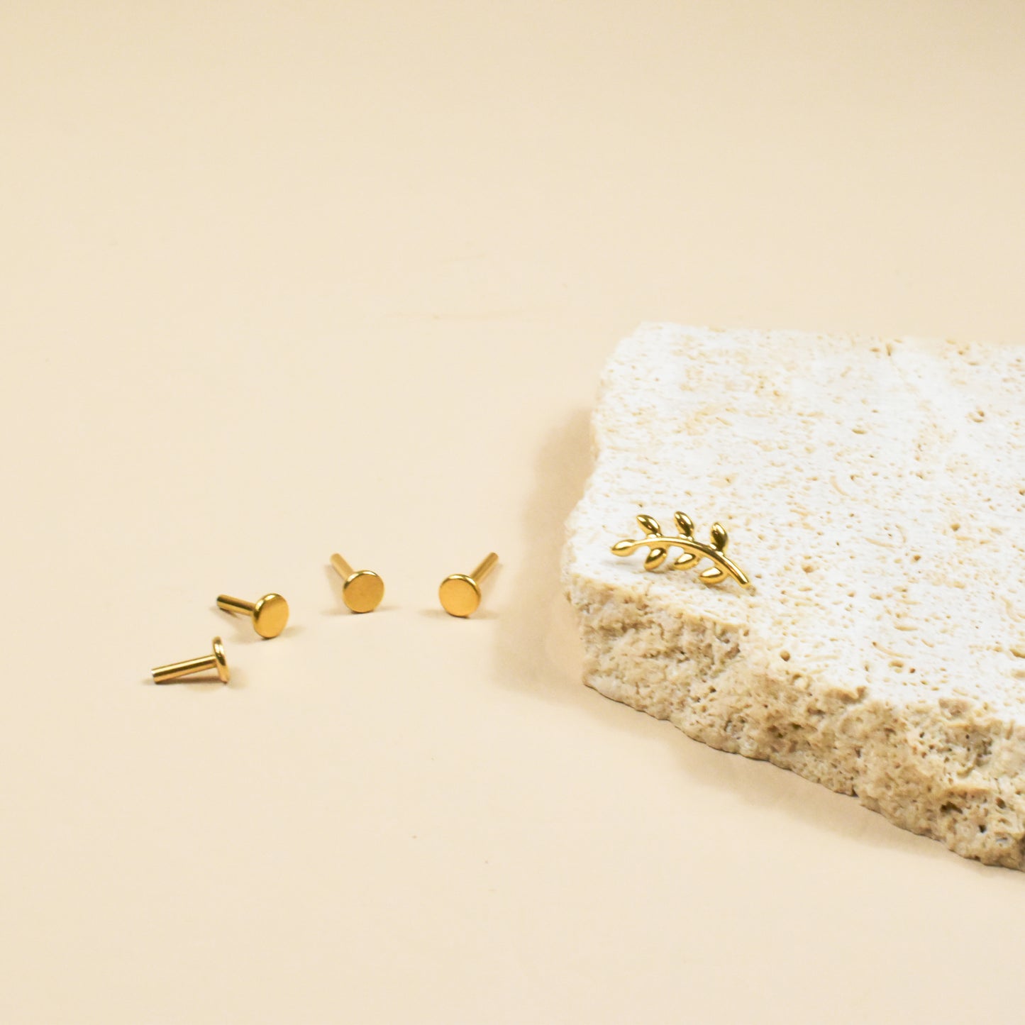 Tiny Leaf Branch Flat Back