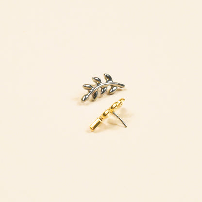 Tiny Leaf Branch Flat Back