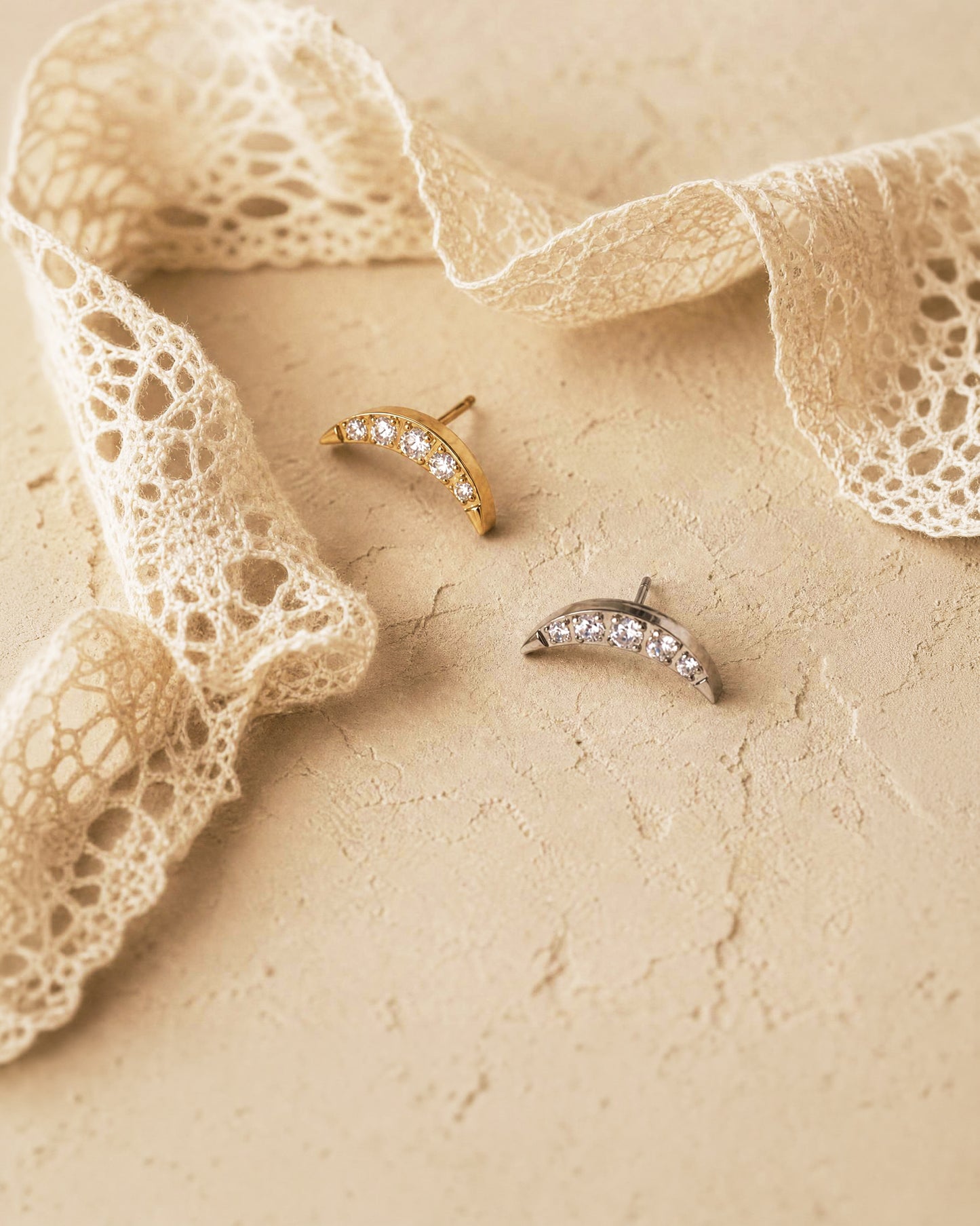 Pavé Crescent Moon Threadless Flat Back