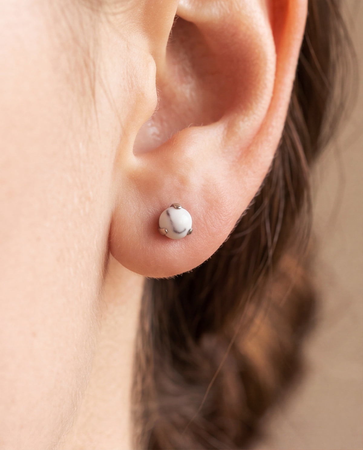 White Howlite Ball Internally Threaded Stud