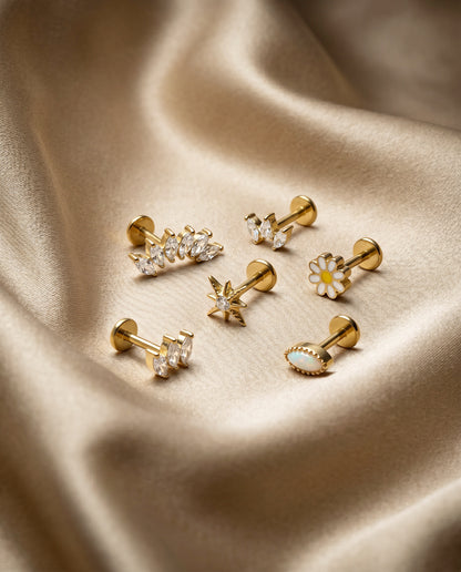 Dainty Crystal Starburst Threadless Labret