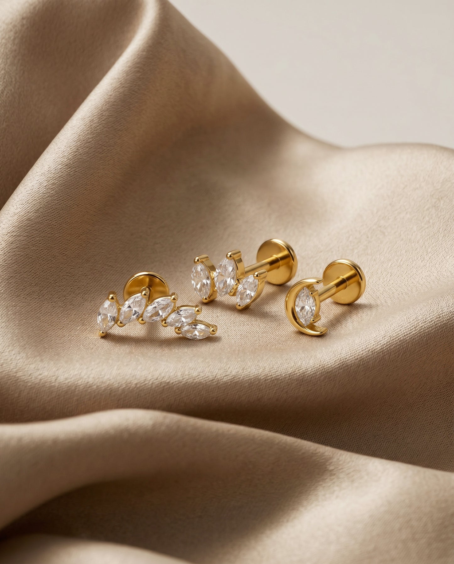 CZ Marquise Crescent Moon Internally Threaded