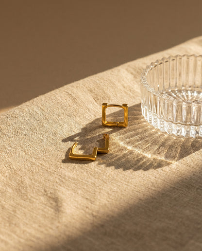 Tiny Square Hoops