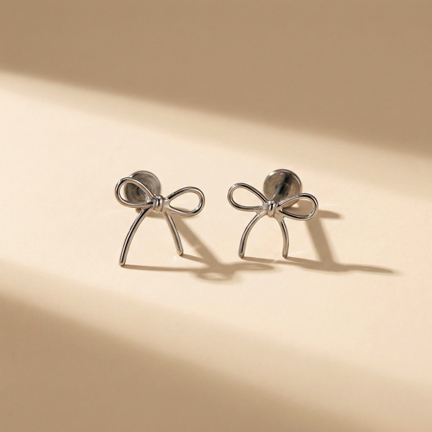 Cute Bow Internally Threaded Flat Back