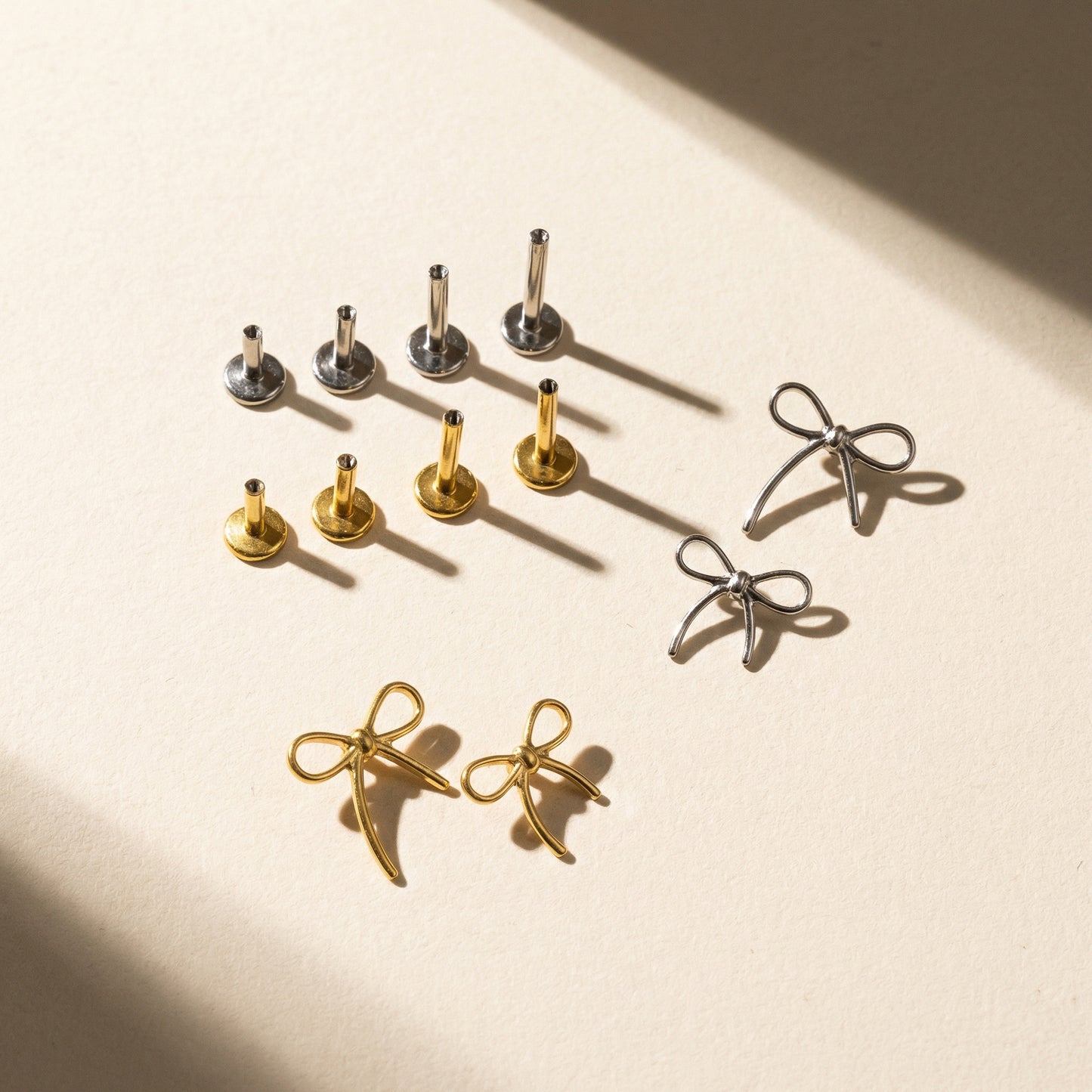 Cute Bow Internally Threaded Flat Back