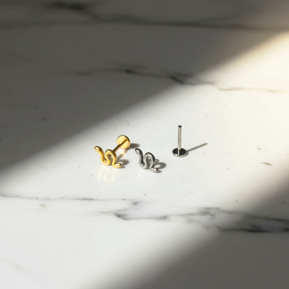 The Serpentine Titanium Flat Back Stud