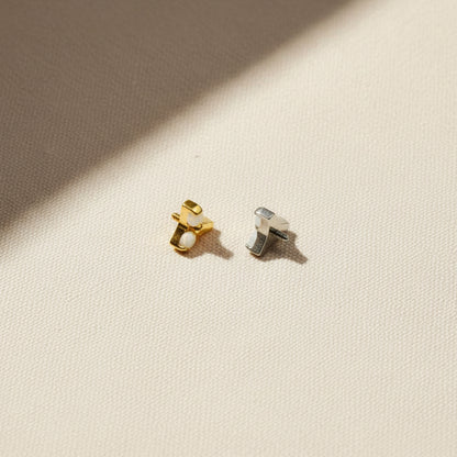Trinity Pearl Internally Threaded Flat Back