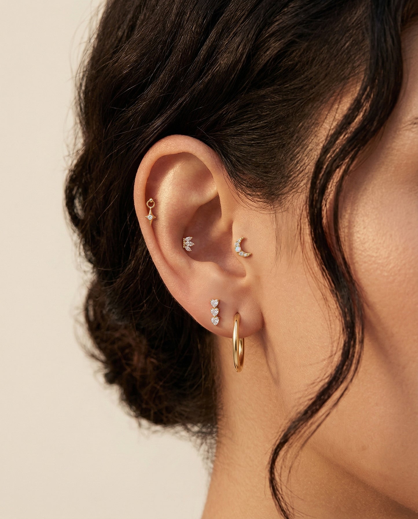 The Marquise Crown Internally Threaded Stud