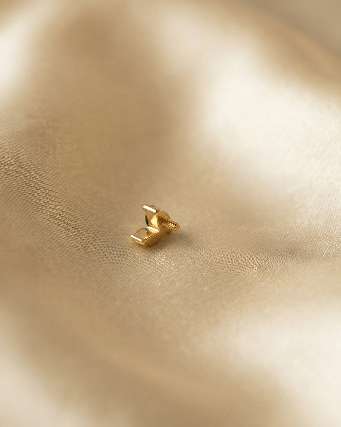 Duo Marquise Emerald Internally Threaded Stud